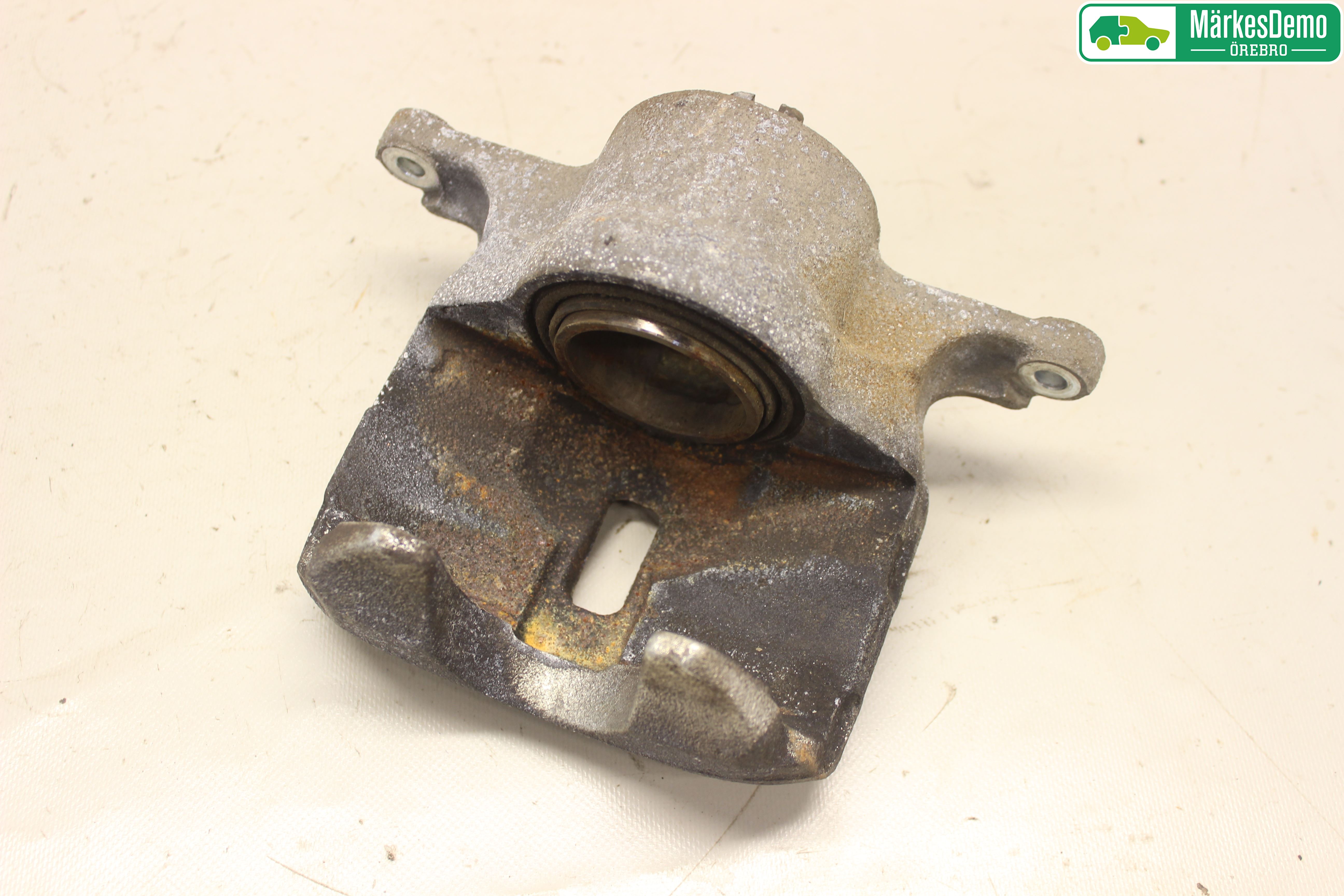 Nissan QASHQAI 14-17 Bromsok Fram Höger