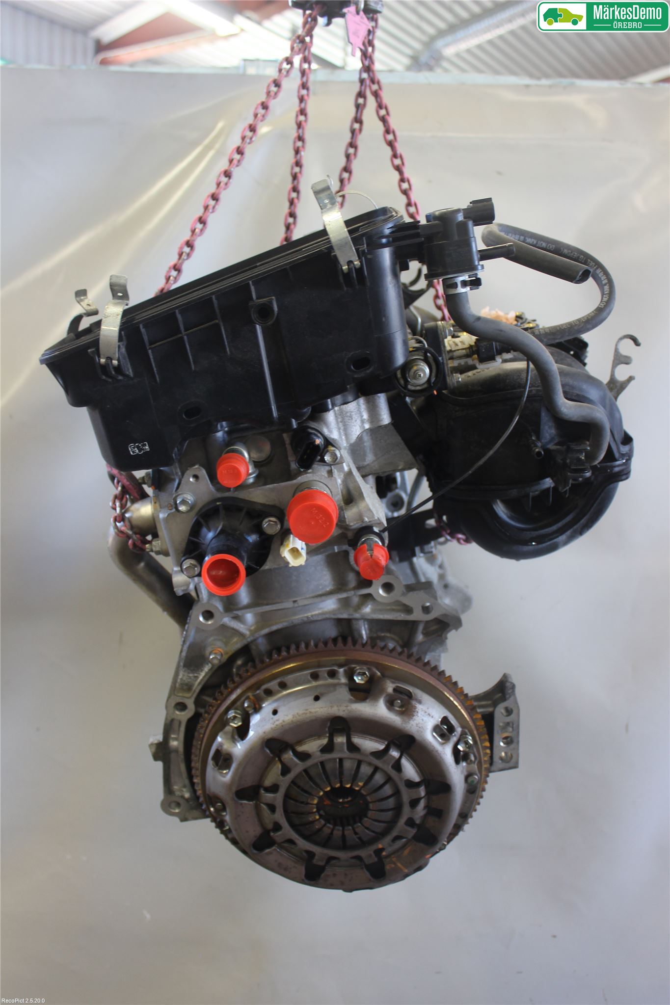 Peugeot 107 Motor Bensin