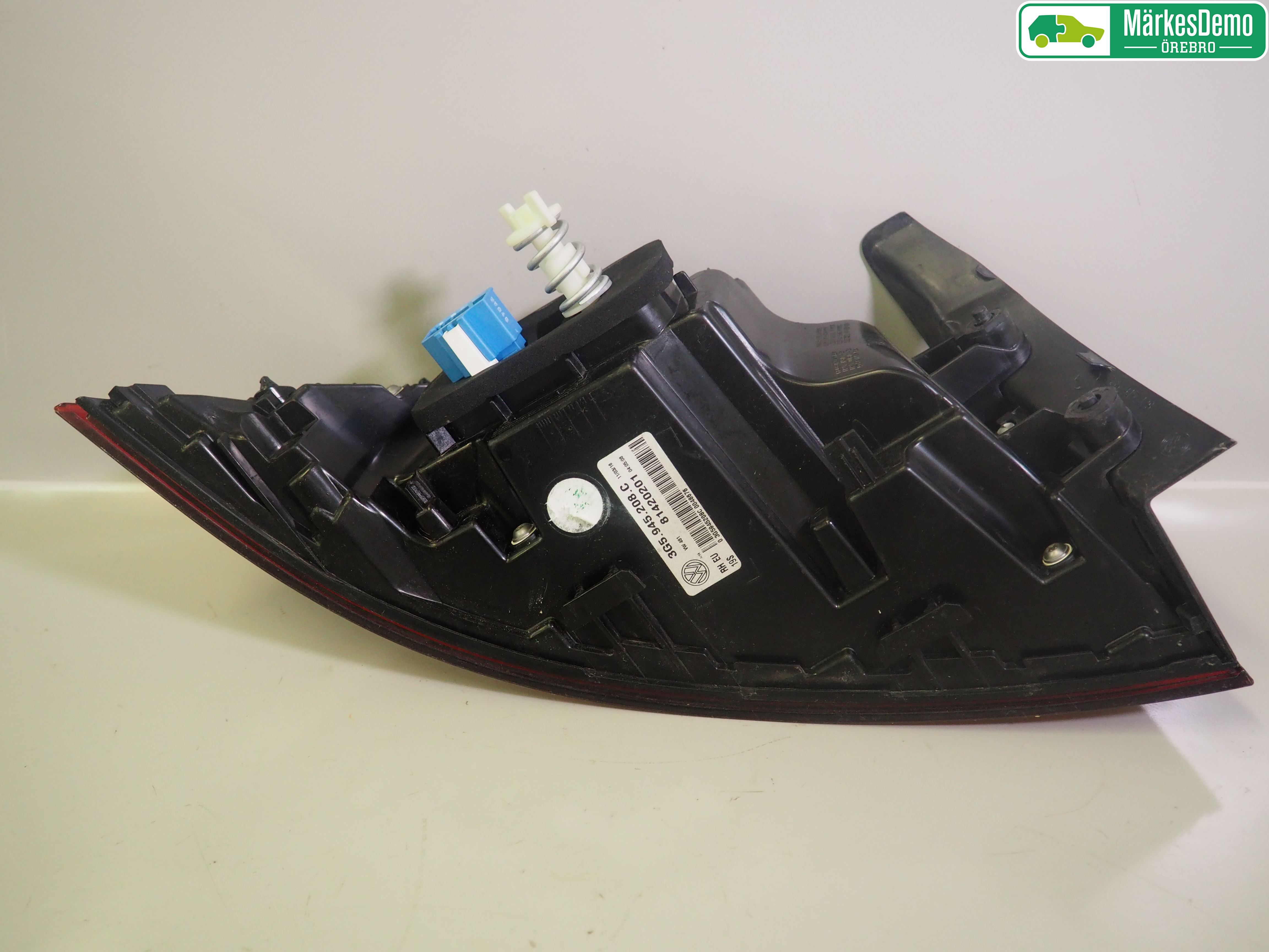 Volkswagen VW PASSAT 15-19 Bakljus Höger
