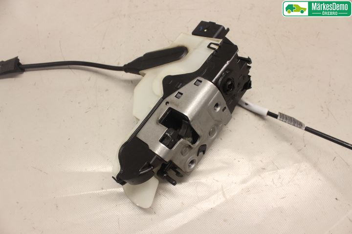 Peugeot 2008 13-20 Låskista-Dörrlås