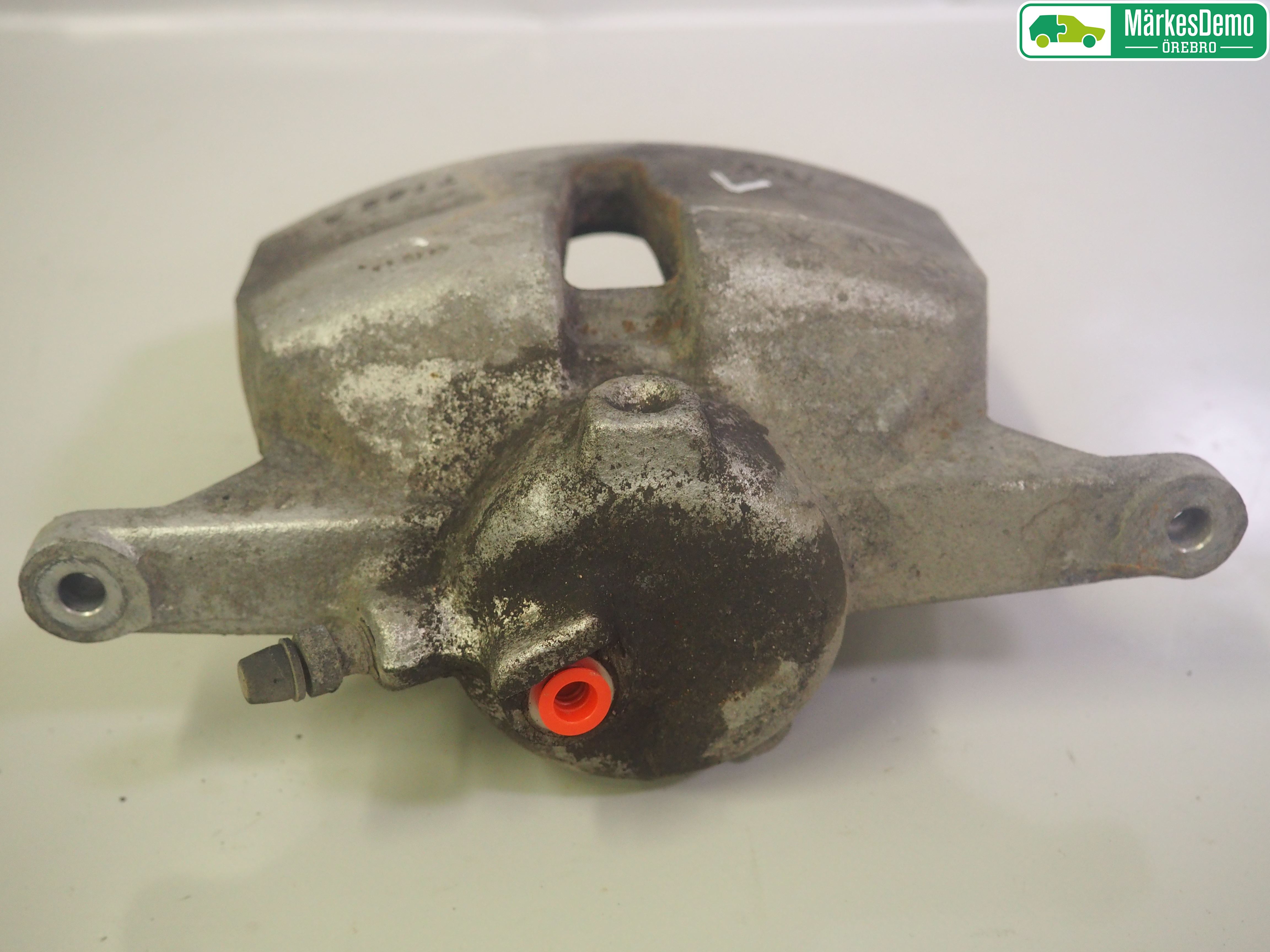 Volkswagen VW PASSAT 15-19 Bromsok Fram Vänster