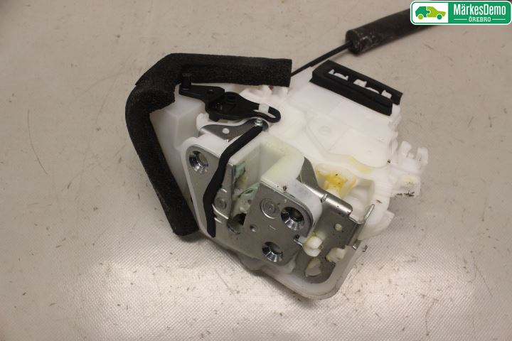 Subaru LEGACY 10-14 Låskista-Dörrlås