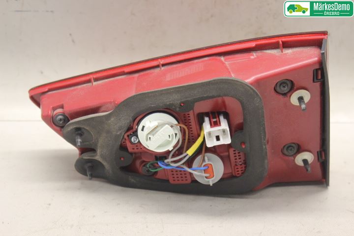 Kia CEED 12-18 Bakljus Lucka Vä