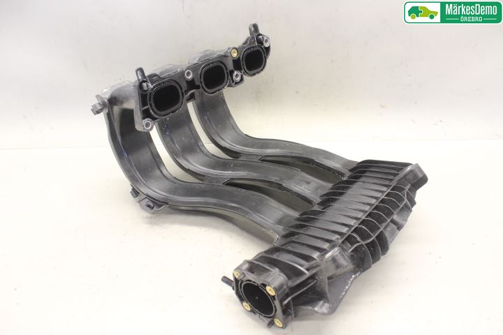 Peugeot 208 12-15 Grenrör Insug