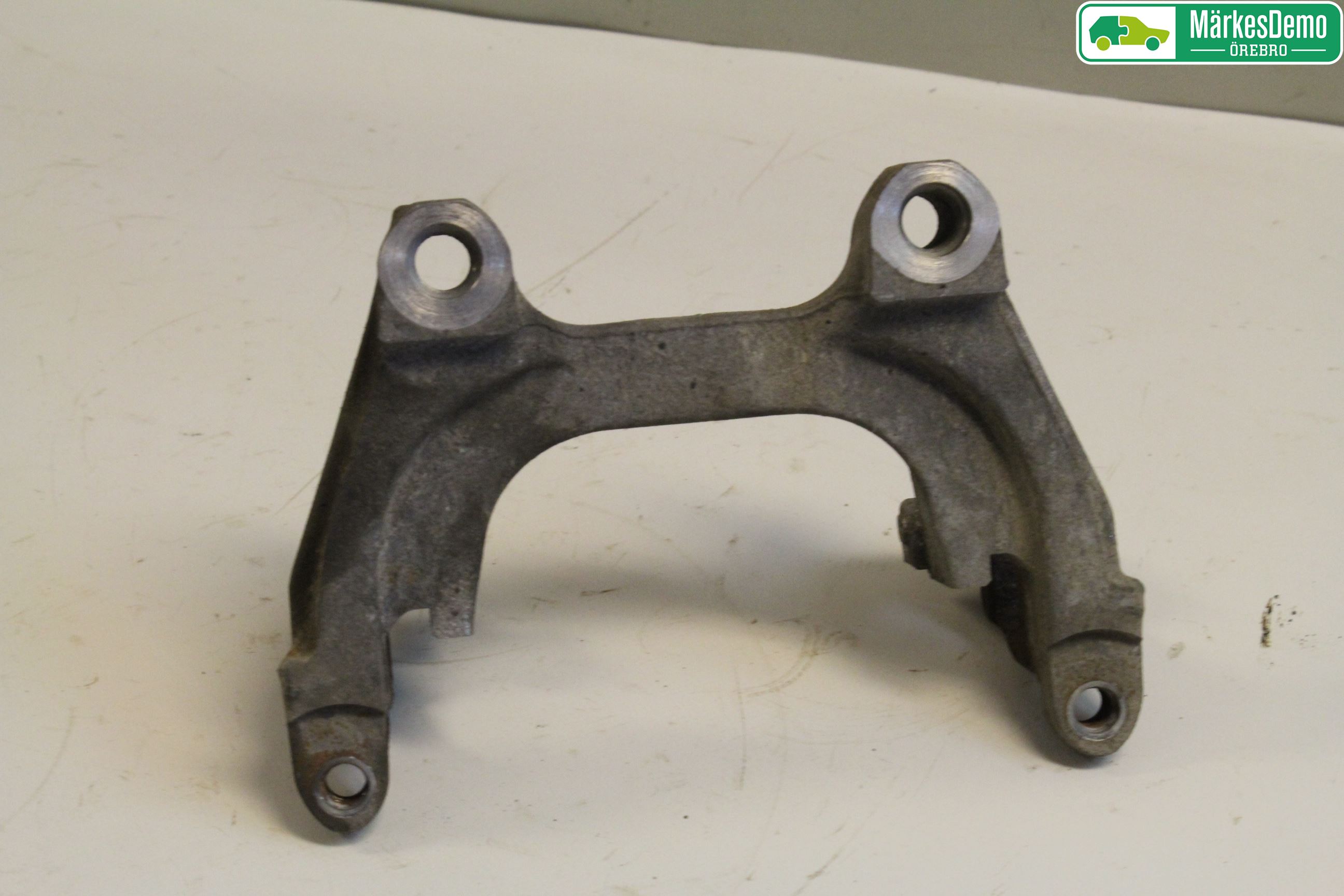 Volkswagen VW TIGUAN 16-24 Bromsokshållare