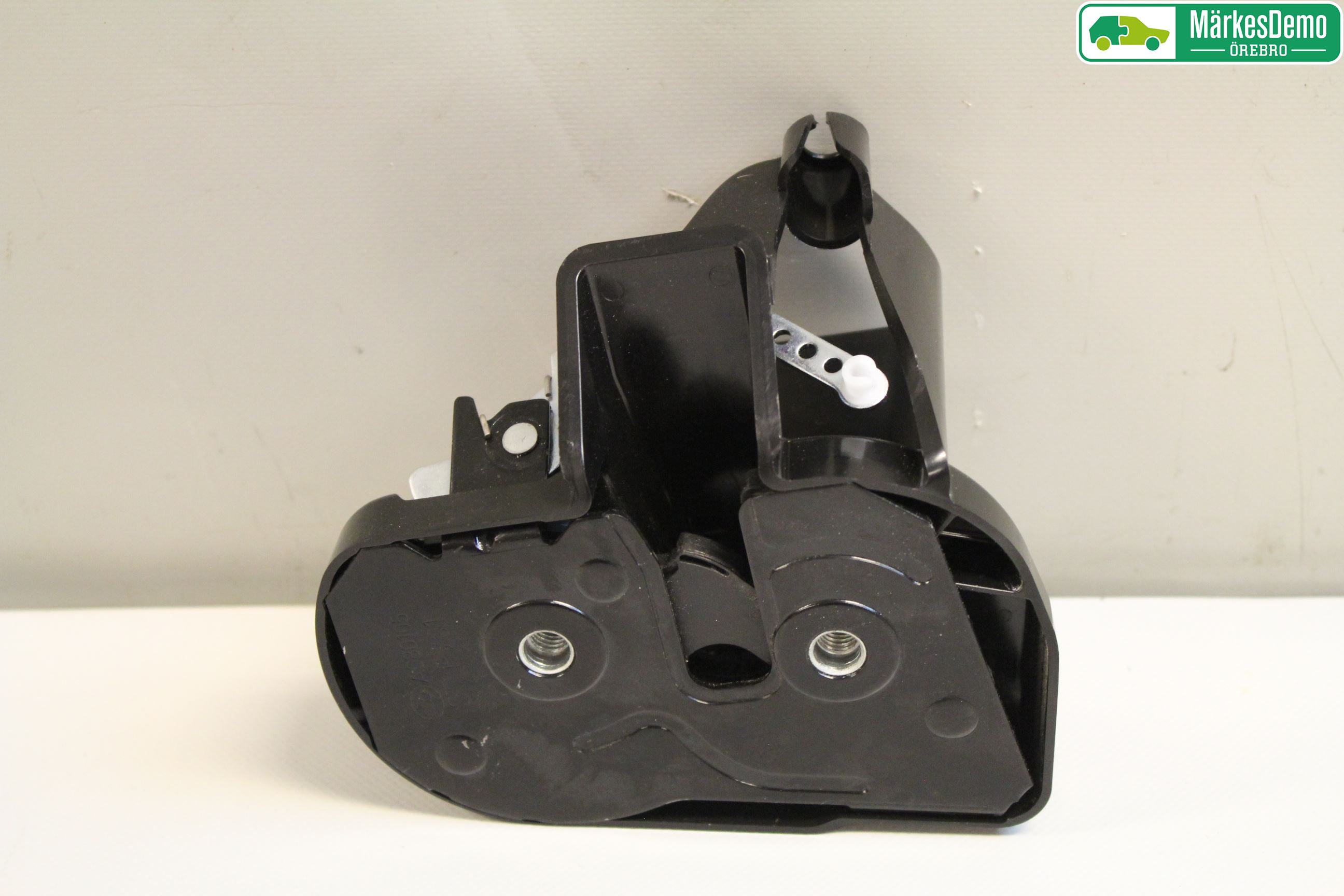 Volkswagen VW CADDY 16-20 Låskista-Dörrlås