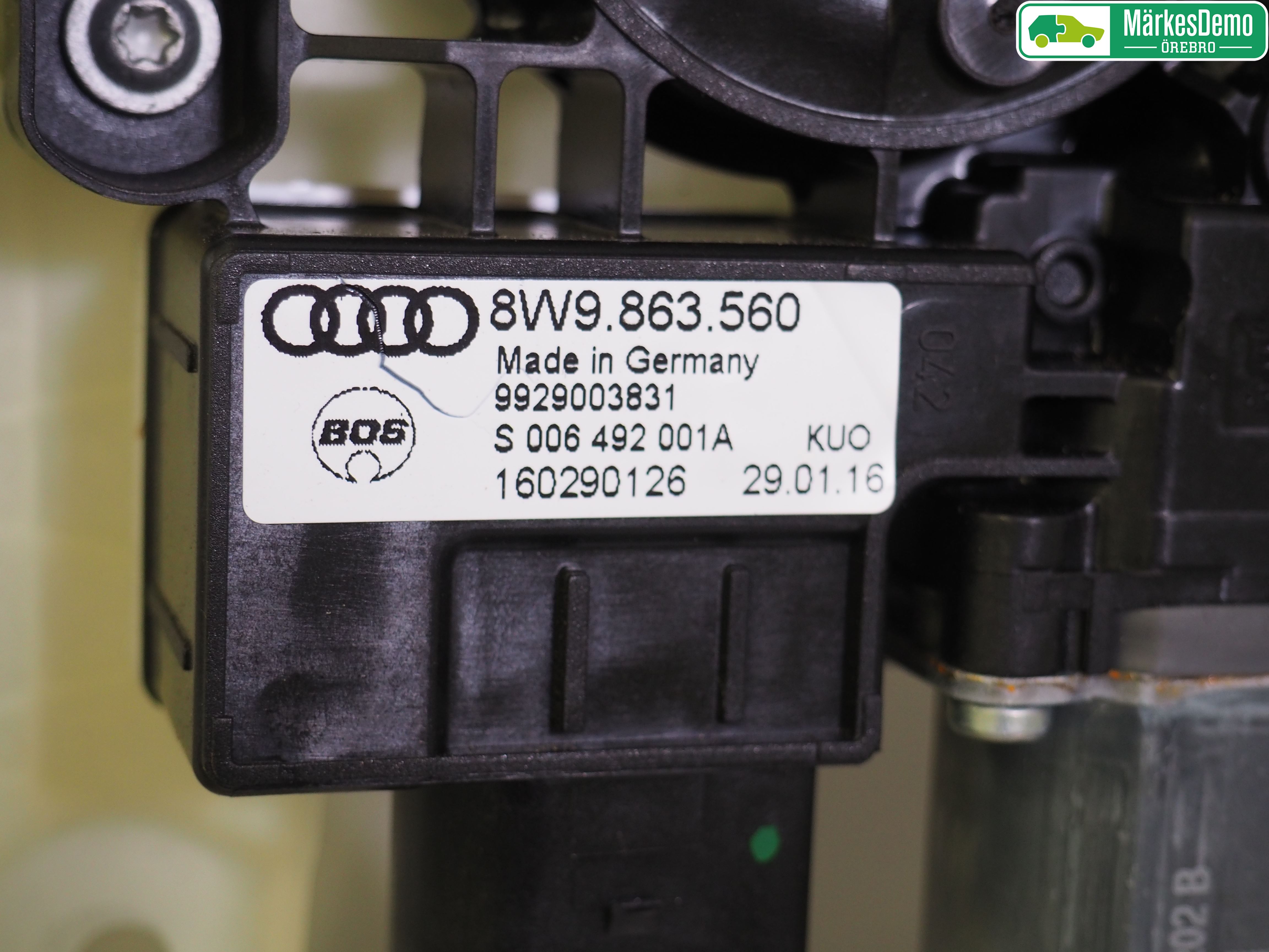 Audi A4/S4 B9 16-19 Insynskydd