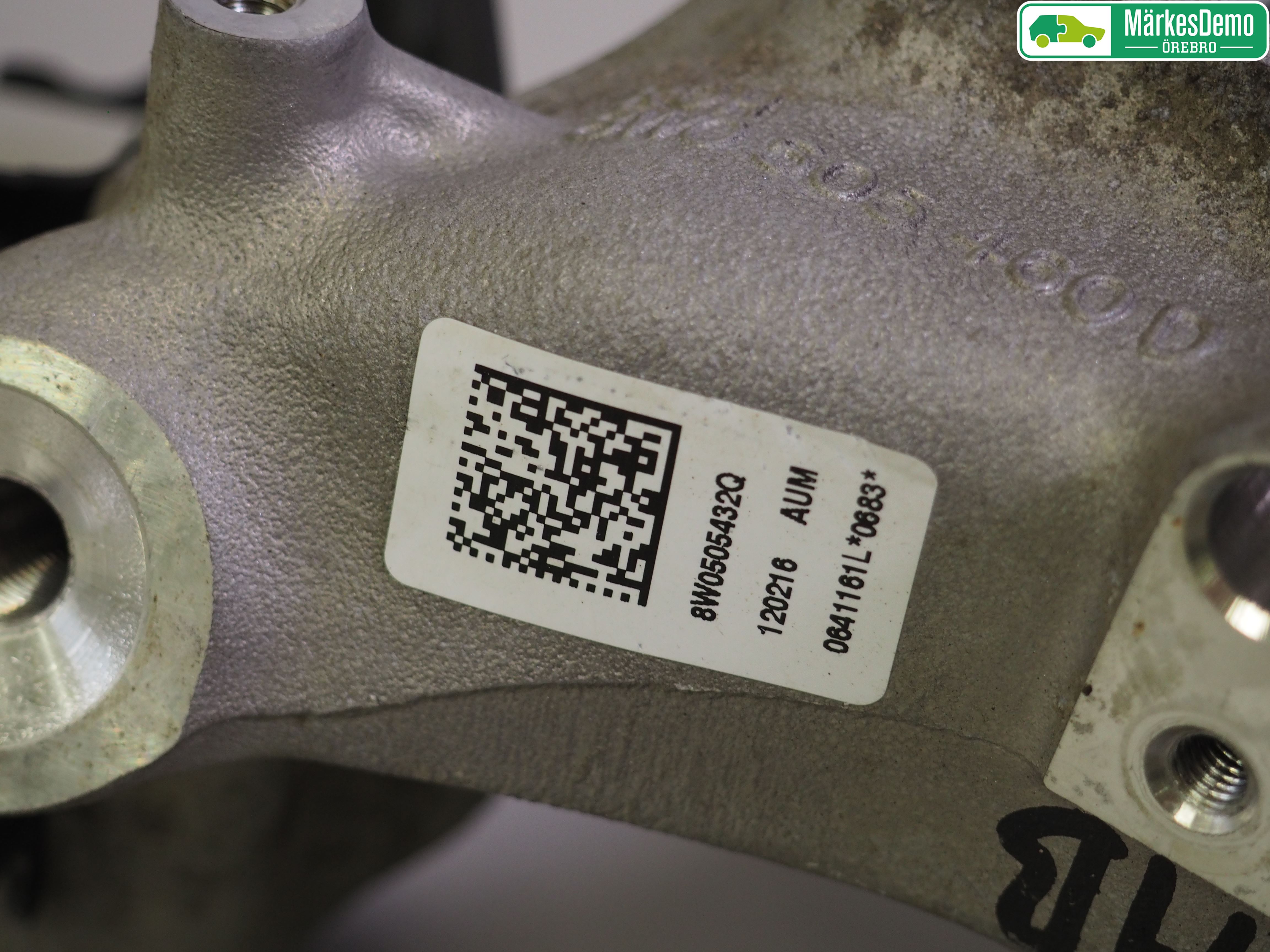 Audi A4/S4 B9 16-19 Hjullagerhus-Spindel Hö B