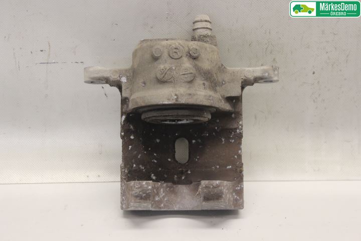 Lexus CT 200h Bromsok Fram Höger