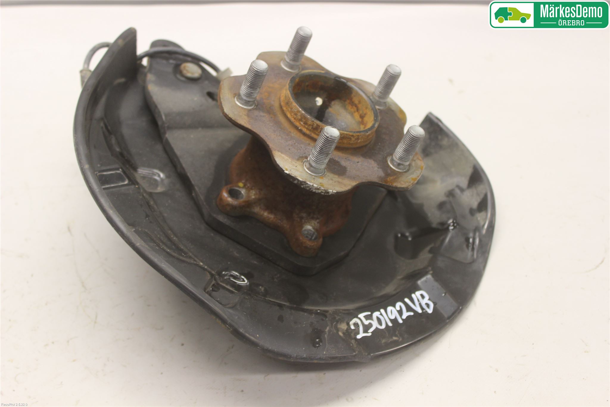 Nissan X-TRAIL 14-21 Nav Bak