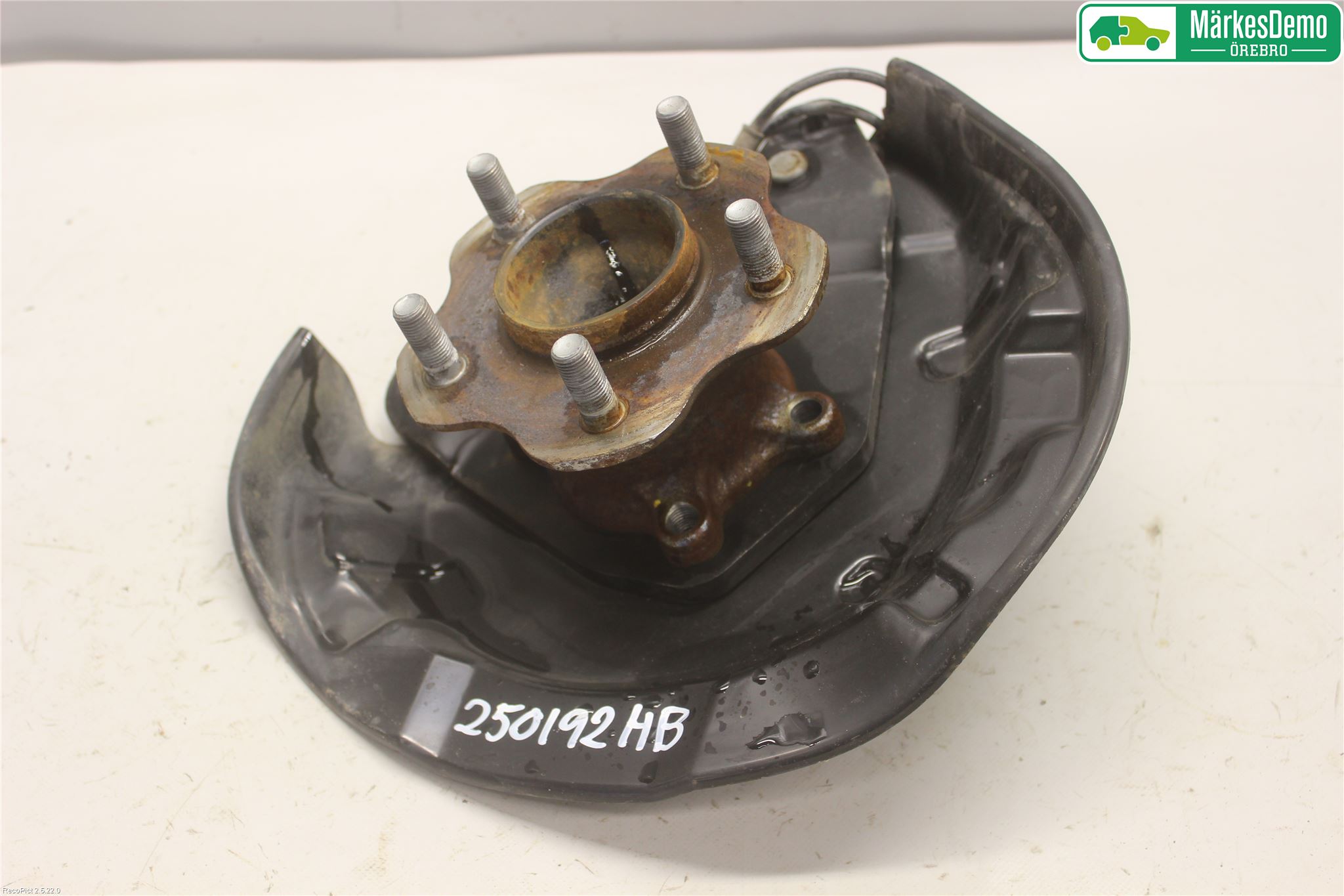 Nissan X-TRAIL 14-21 Nav Bak