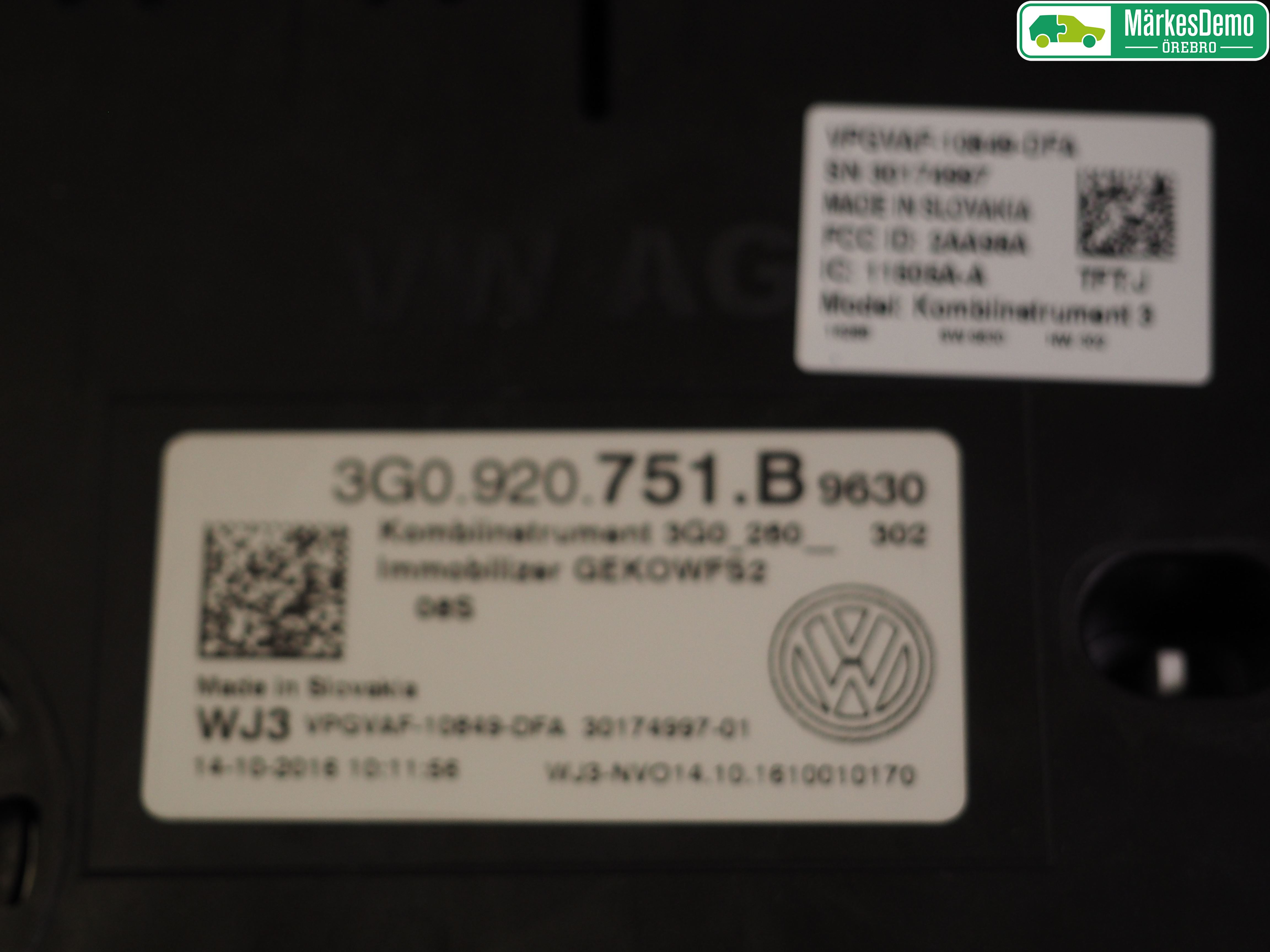 Volkswagen VW PASSAT 15-19 Instrument Komb
