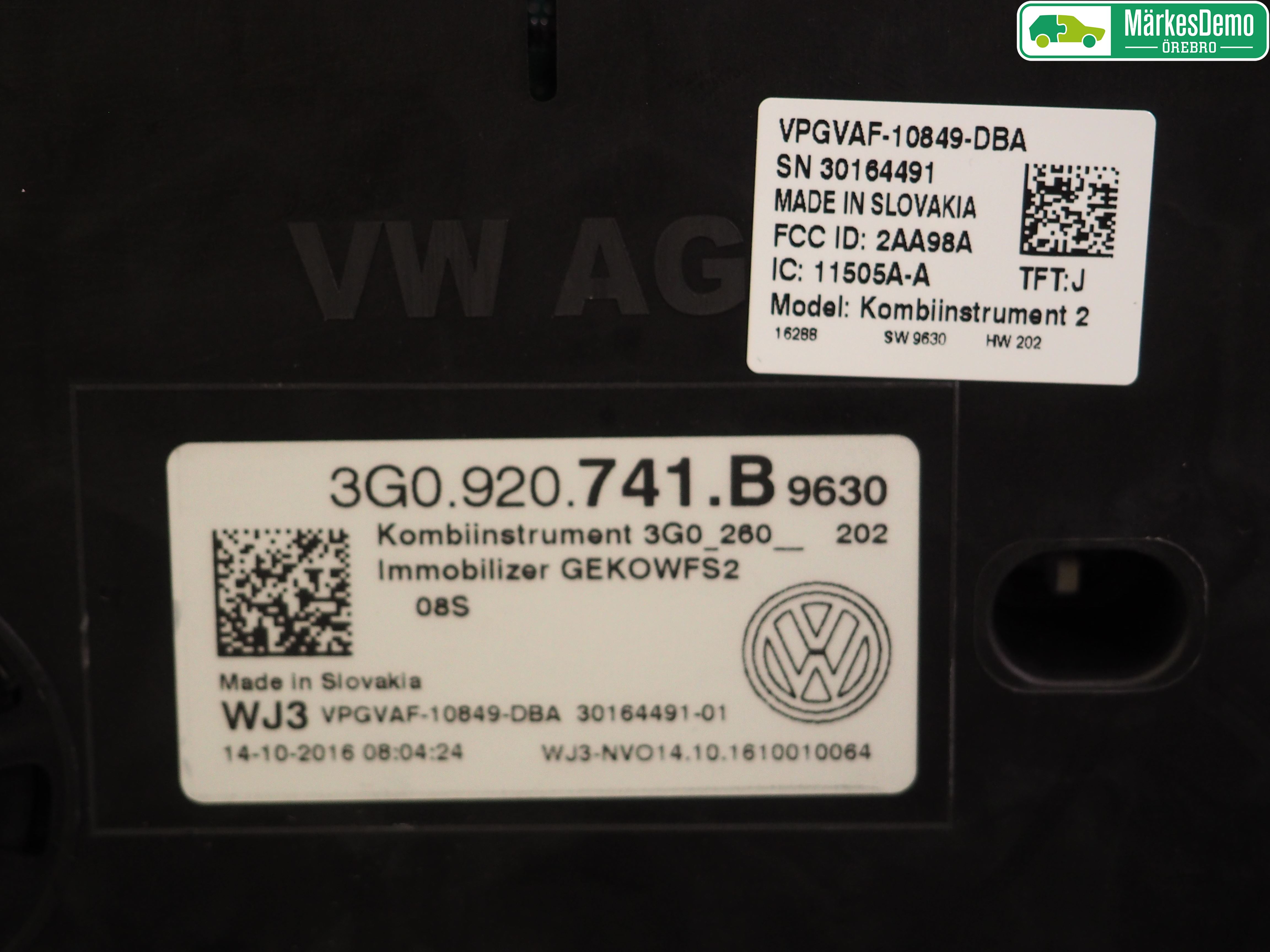 Volkswagen VW PASSAT 15-19 Instrument Komb