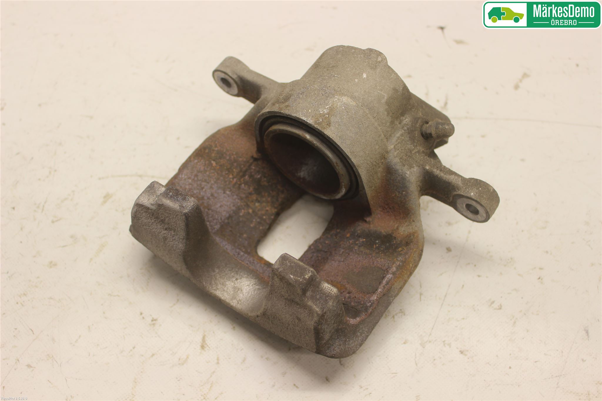 Peugeot 308 14-21 Bromsok Fram Höger