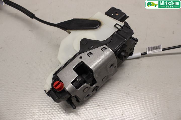 Peugeot 2008 13-20 Låskista-Dörrlås