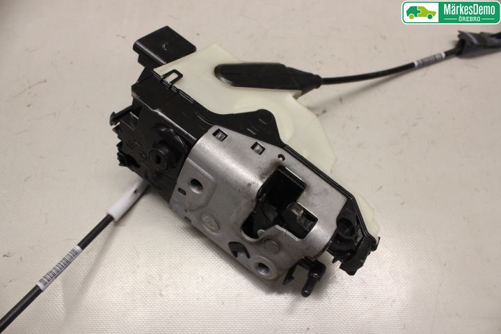 Peugeot 208 12-15 Låskista-Dörrlås