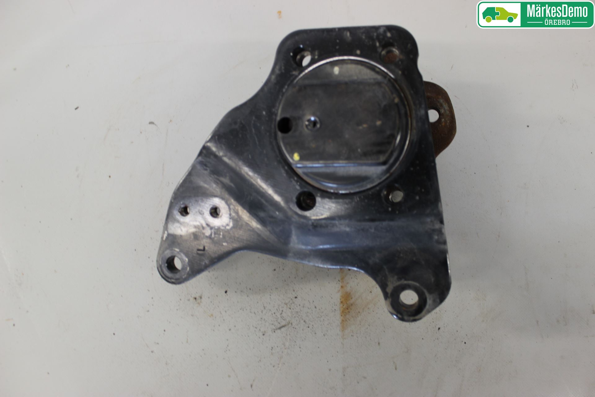 Nissan QASHQAI 14-17 Nav Bak