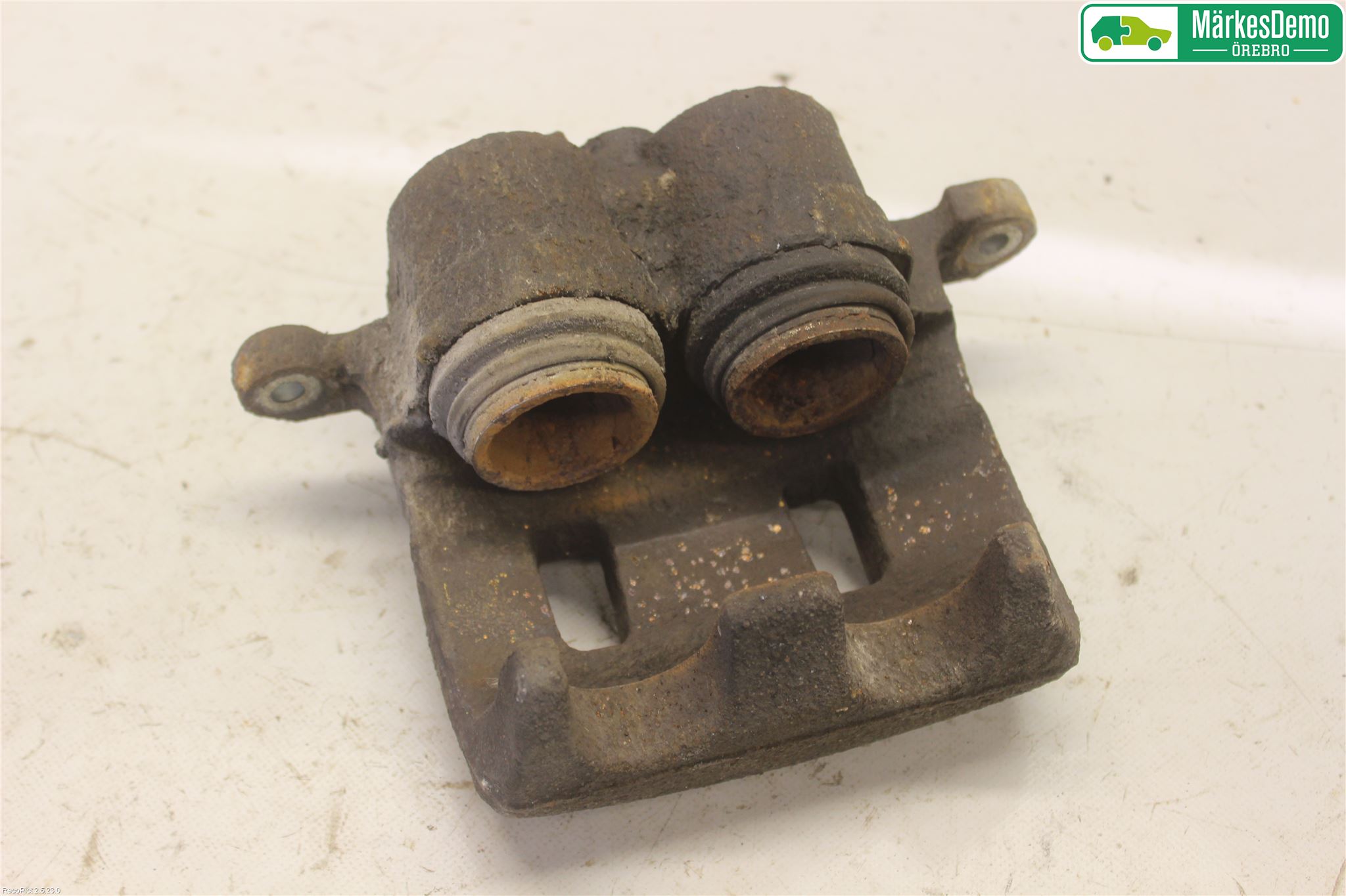 Subaru FORESTER SJ 13-18 Bromsok Fram Vänster