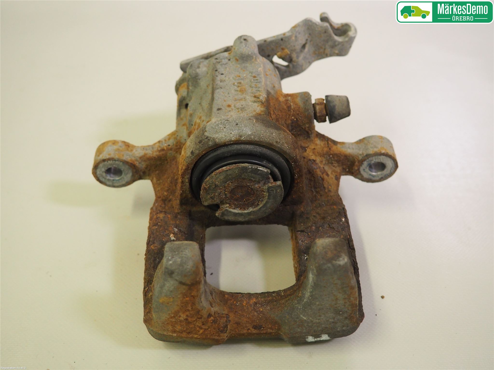 Volkswagen VW GOLF VI 09-13 Bromsok Bak Höger