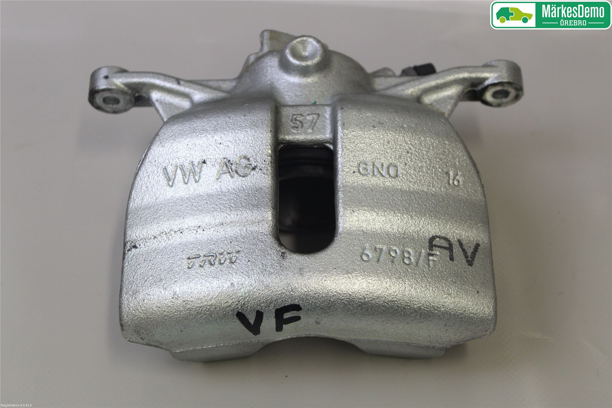 Skoda SUPERB 16-24 Bromsok Fram Vänster