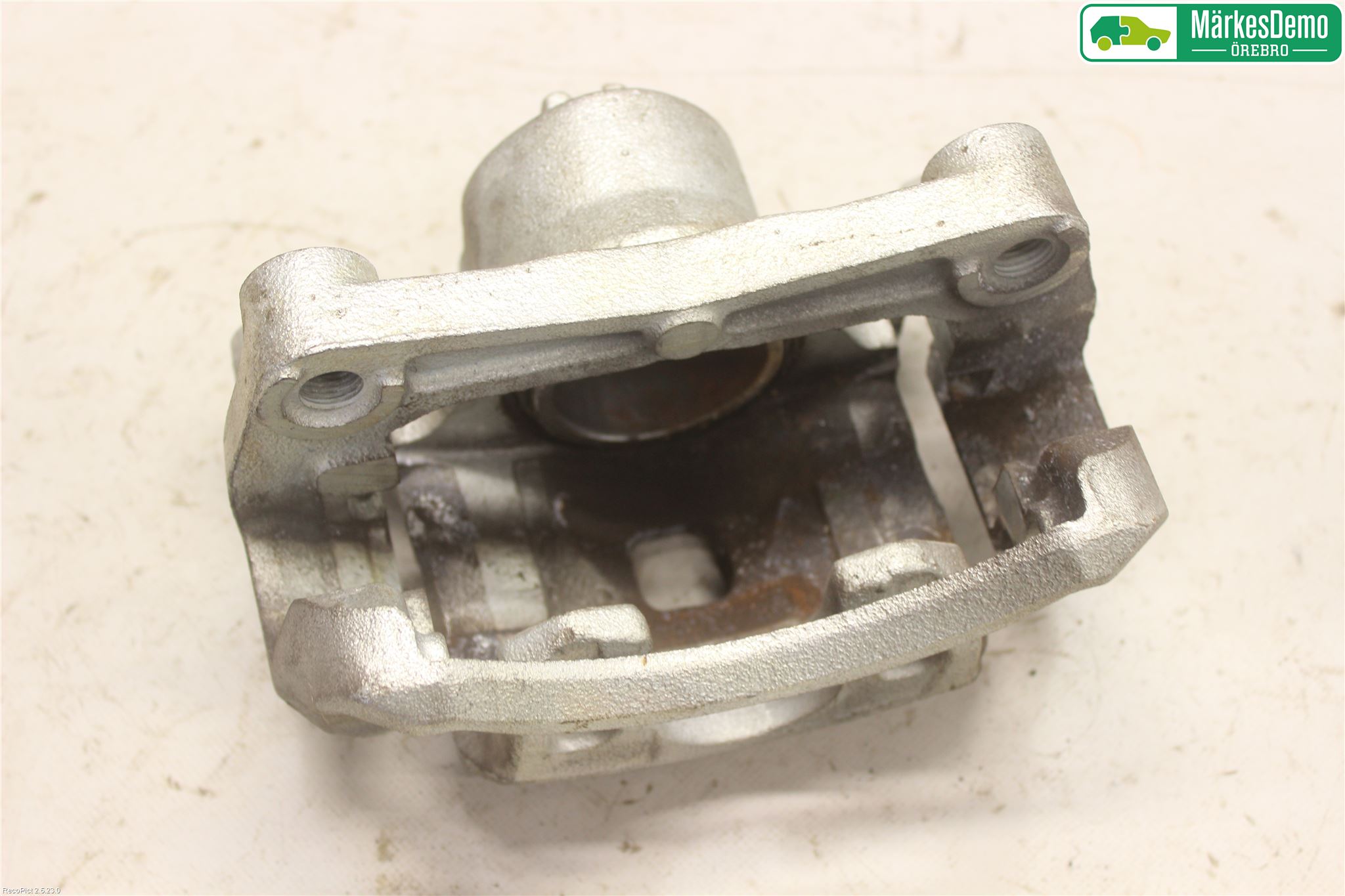 Nissan PULSAR Bromsok Fram Vänster