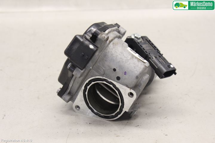 Nissan NV200/NV200 COMBI Injspjällhus