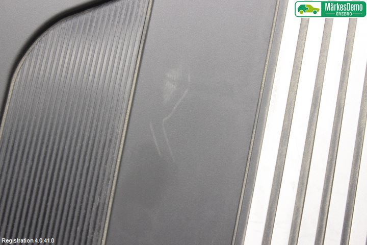 BMW X1 E84 10-15 Motorkåpa