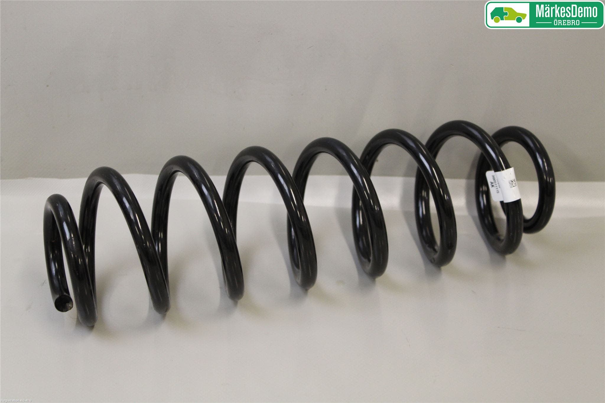 Skoda SUPERB 16-24 Fjäder Bak