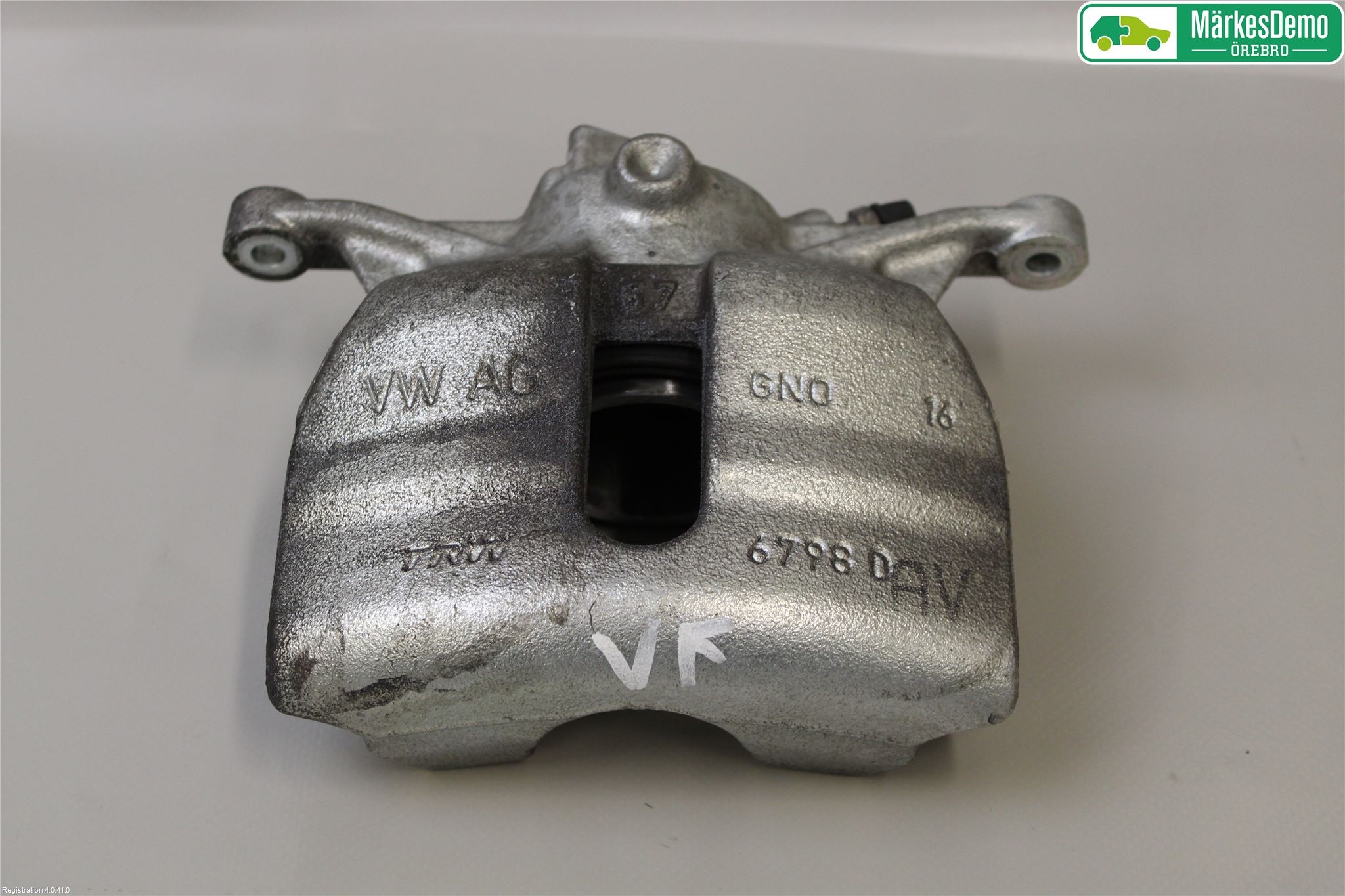 Skoda SUPERB 16-24 Bromsok Fram Vänster