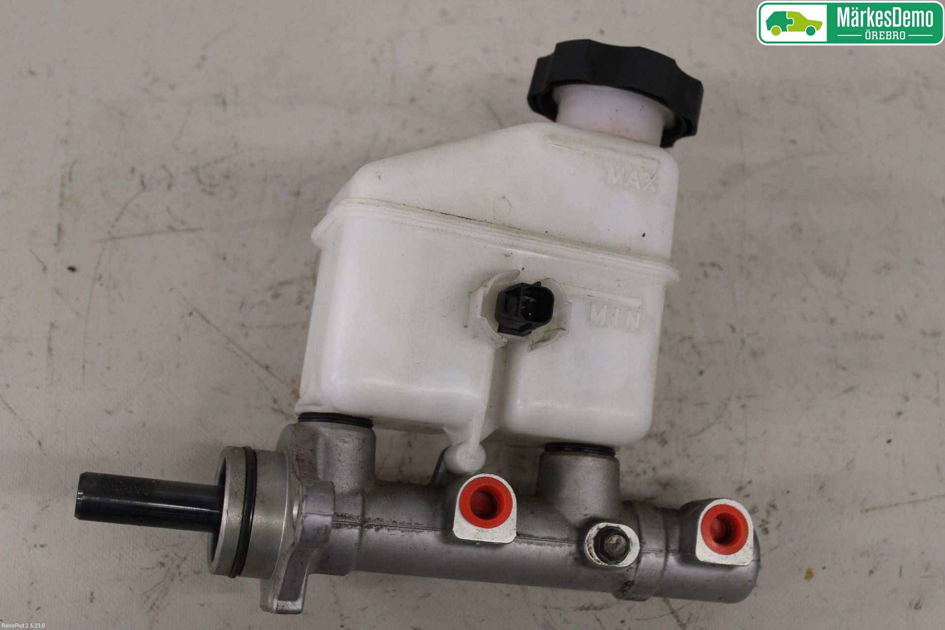 Hyundai i30 FD 07-12 Broms Huvudcylinder