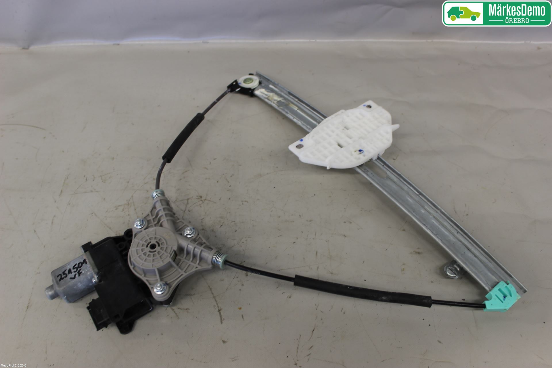 Kia RIO 17- Fönsterhiss El Kompl