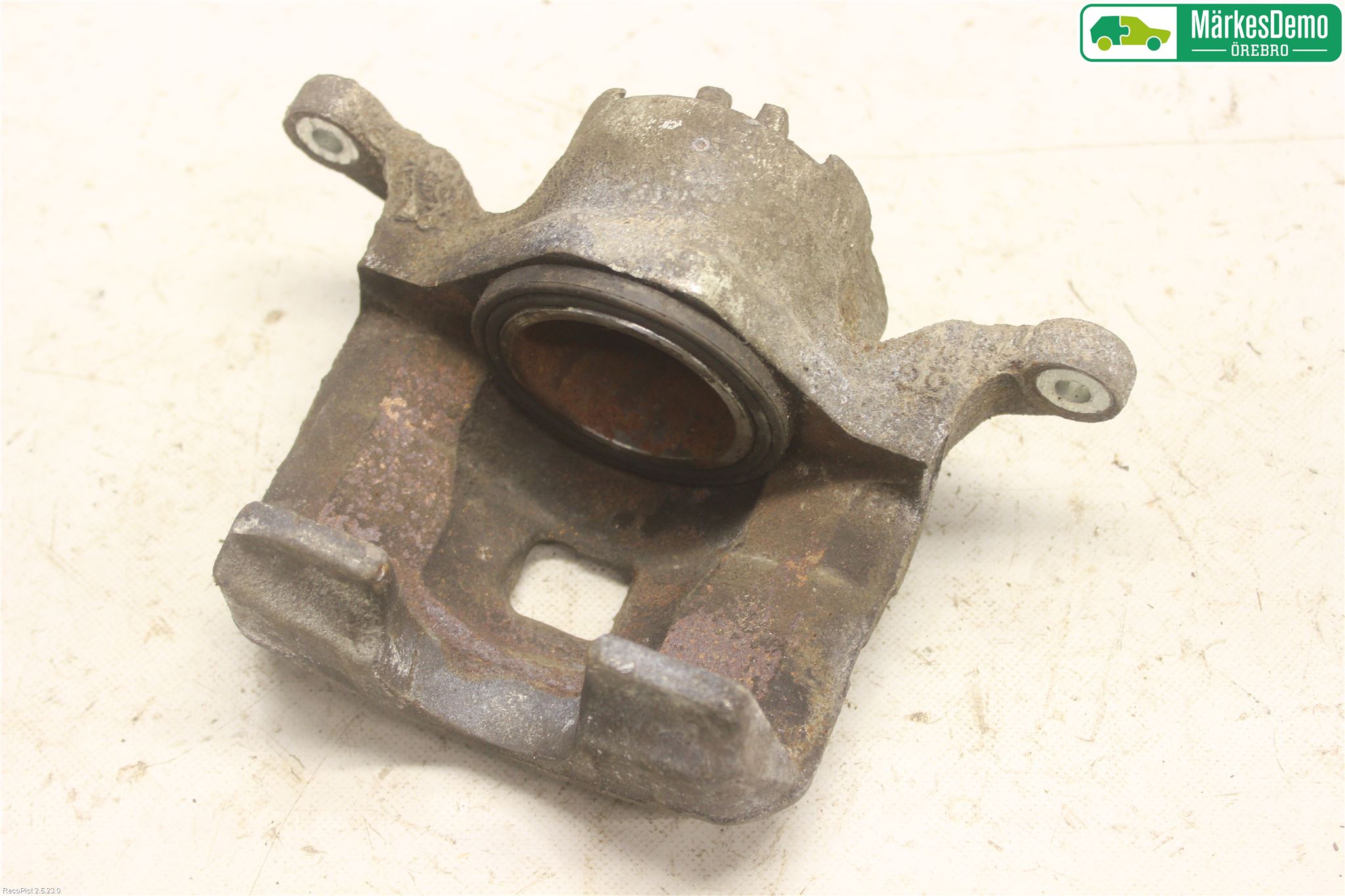 Nissan NV200/NV200 COMBI Bromsok Fram Höger