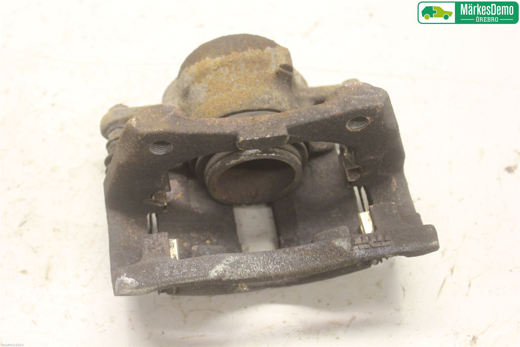 Nissan MICRA 11-16 Bromsok Fram Vänster