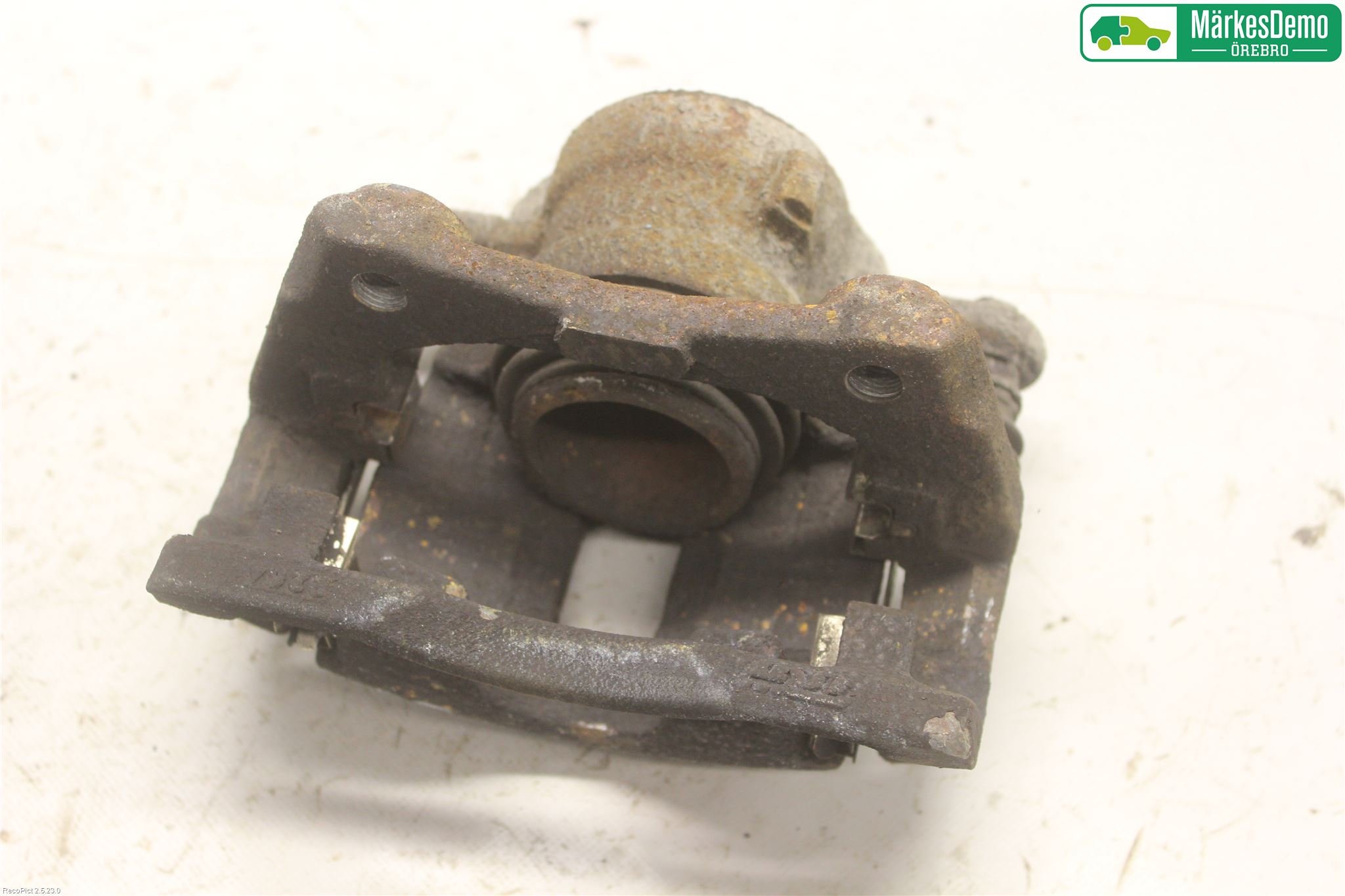 Nissan MICRA 11-16 Bromsok Fram Höger