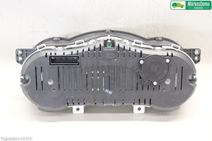 Kia OPTIMA 00-15 Instrument Komb