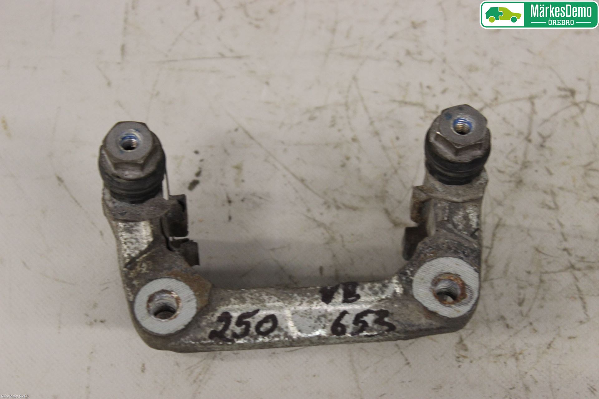 Kia CEED 12-18 Bromsokshållare