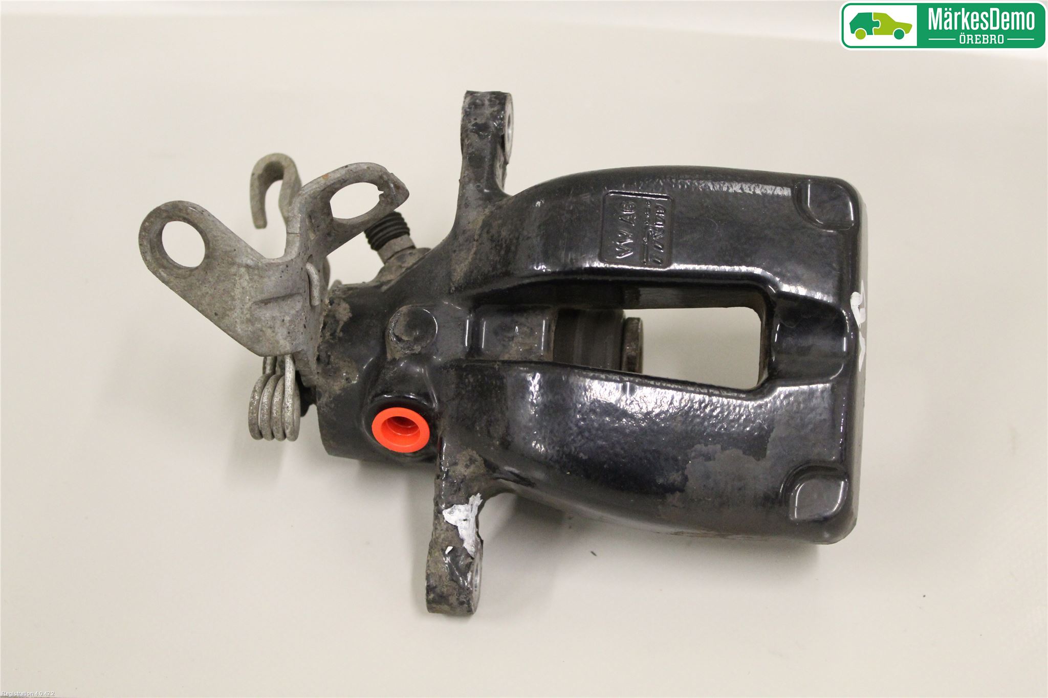Volkswagen VW GOLF VI 09-13 Bromsok Bak Vänster