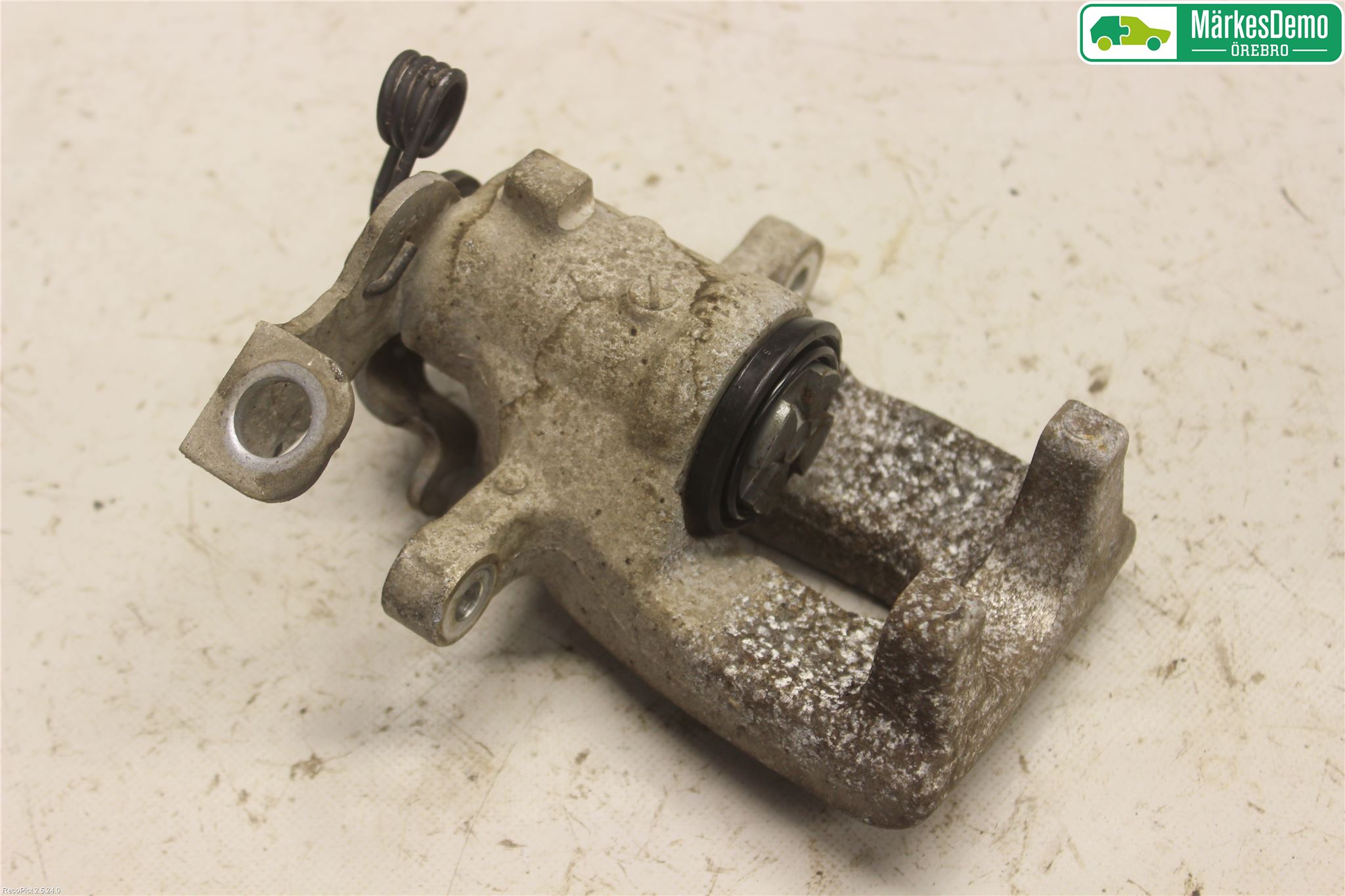 Kia CEED 12-18 Bromsok Bak Höger