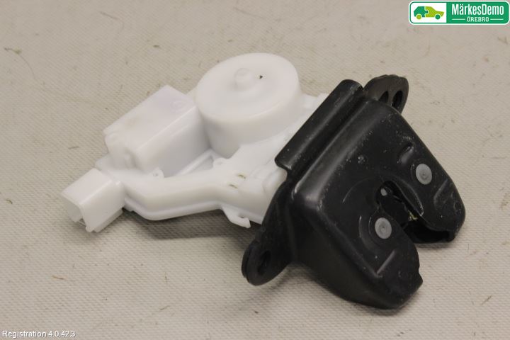 Nissan PULSAR Låskista Baklucka