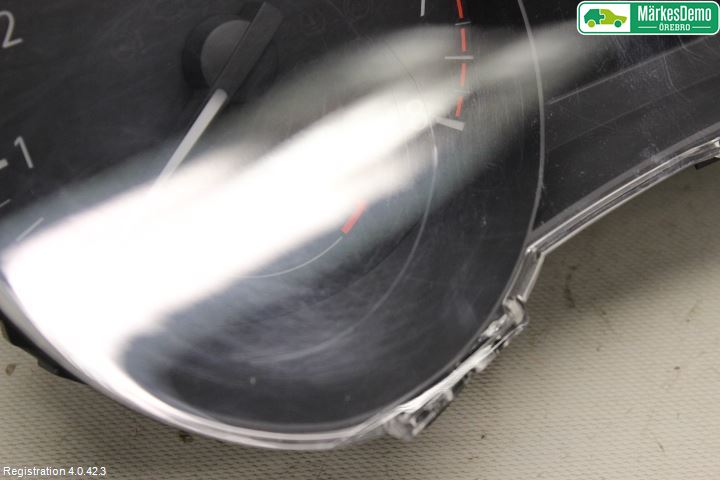 Nissan PULSAR Instrument Komb