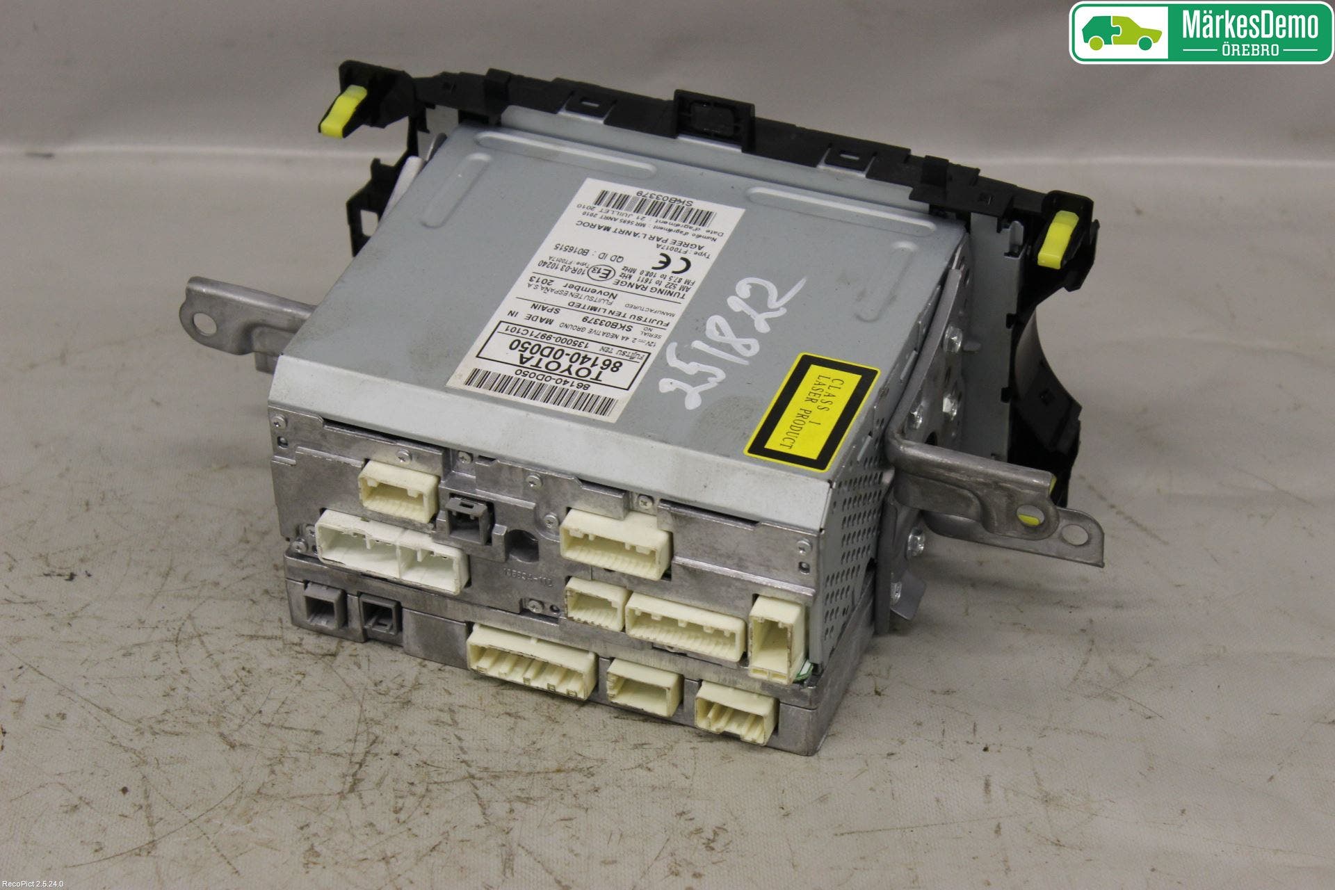 Toyota YARIS XP130 12-14 Cd Radio - Multimediapanel