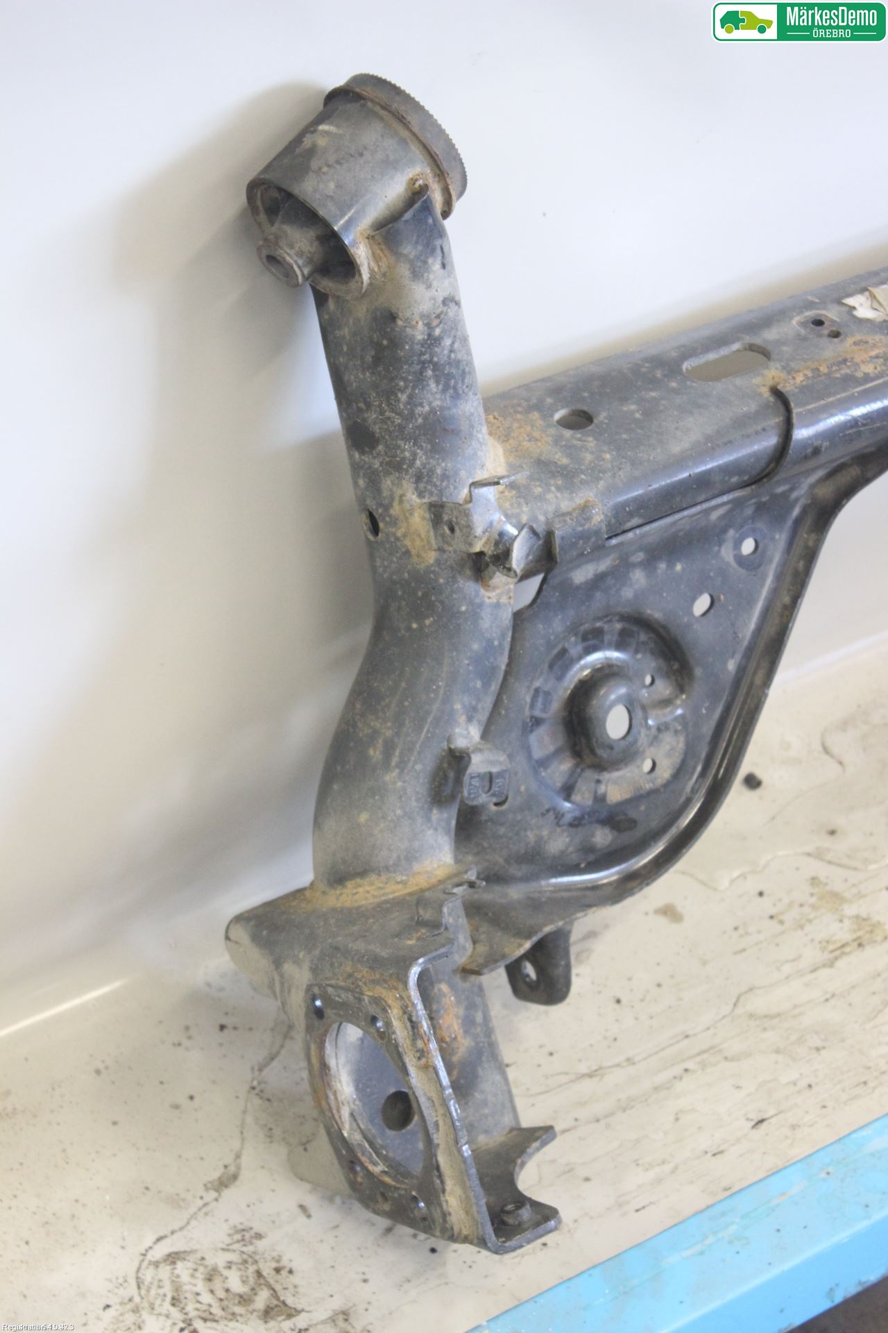 Nissan JUKE 10-14 Bakaxel