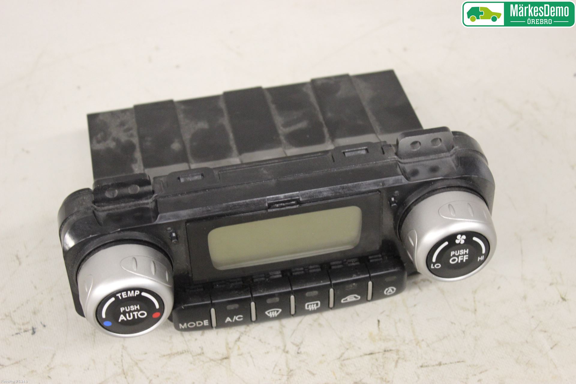 Kia SPORTAGE (JE) 05-10 Strömställare Ac