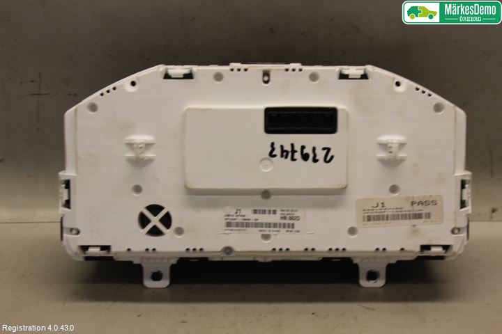 Nissan NOTE E11 06-14 Instrument Komb