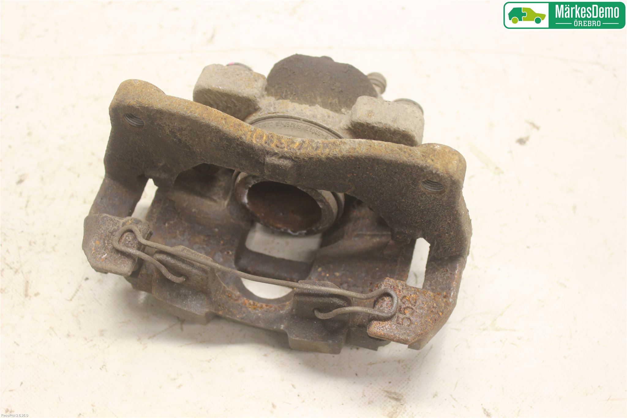 Toyota YARIS XP130 12-14 Bromsok Fram Höger