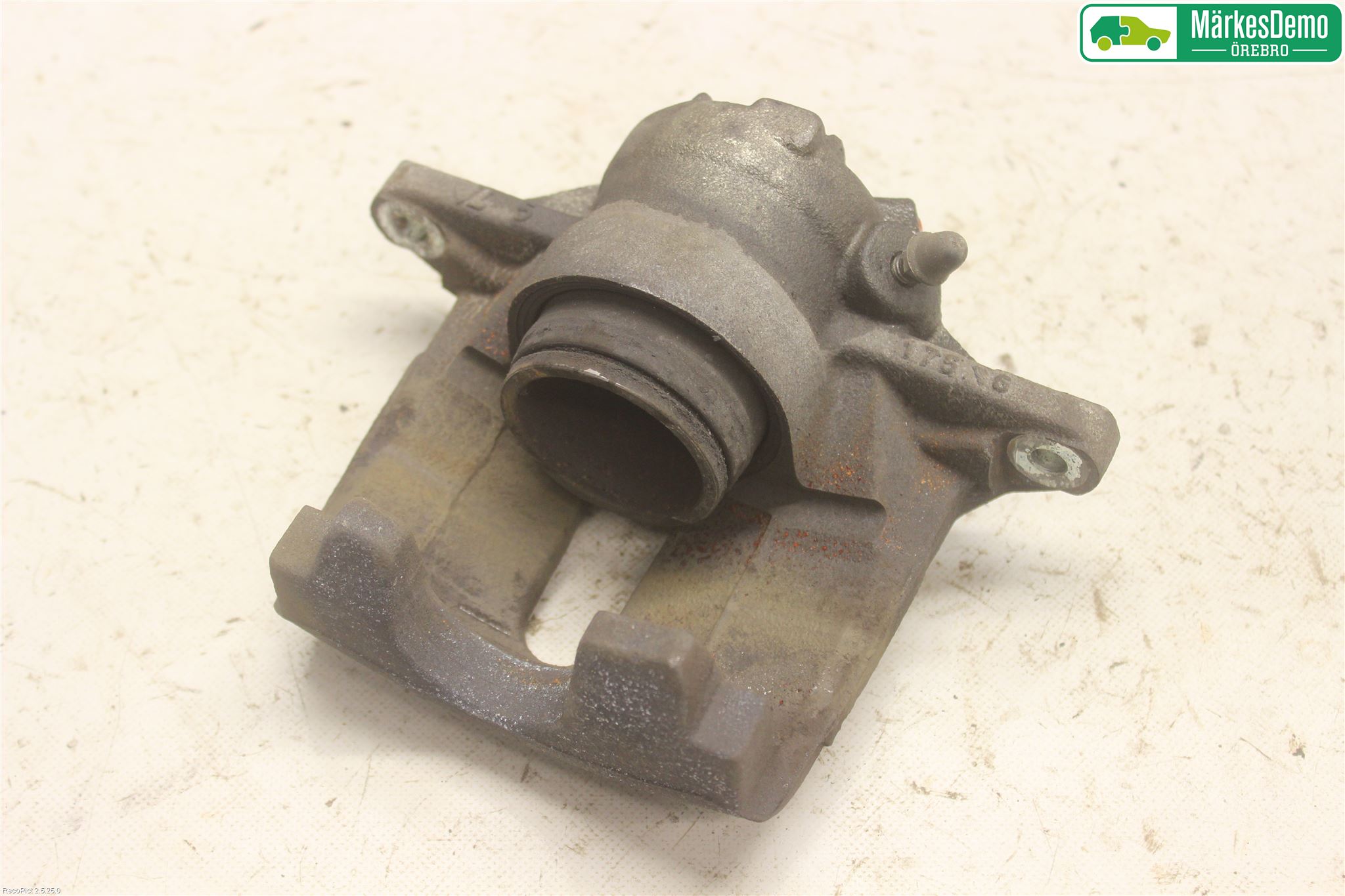 Citroen C4 CACTUS 14-20 Bromsok Fram Höger