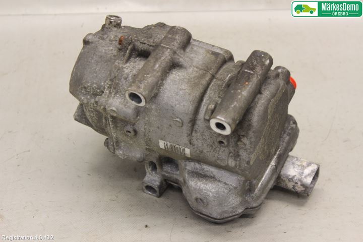 Toyota YARIS XP130 12-14 Ac Kompressor