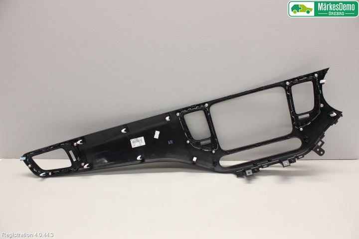 Kia CARENS III 13-19 Instrumentbräda Inlägg-Dekorlist