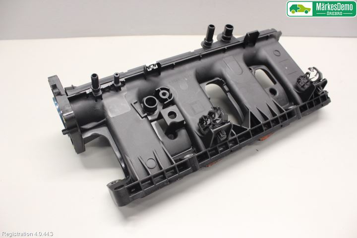 Nissan QASHQAI 14-17 Grenrör Insug