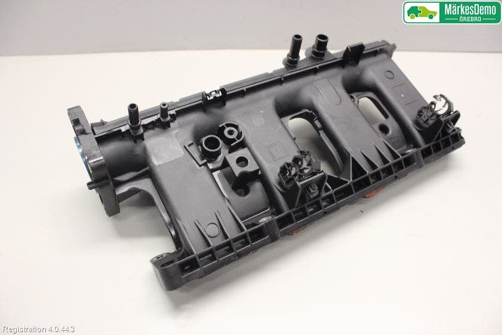 Nissan QASHQAI 14-17 Grenrör Insug